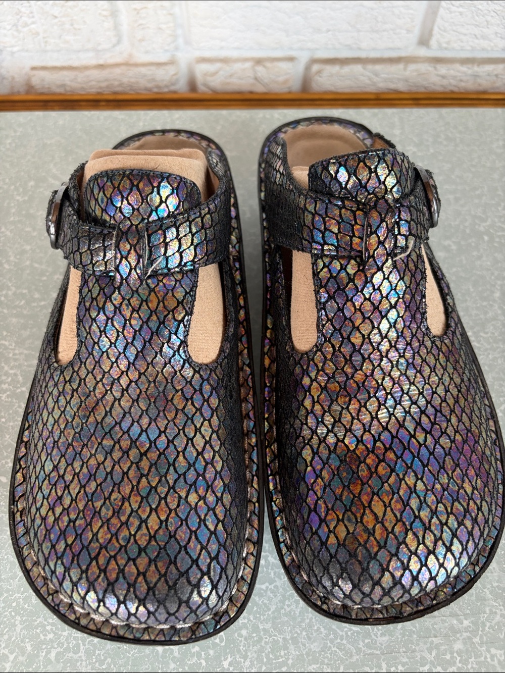 Alegria "Brilliant Snake" iridescent leather clog